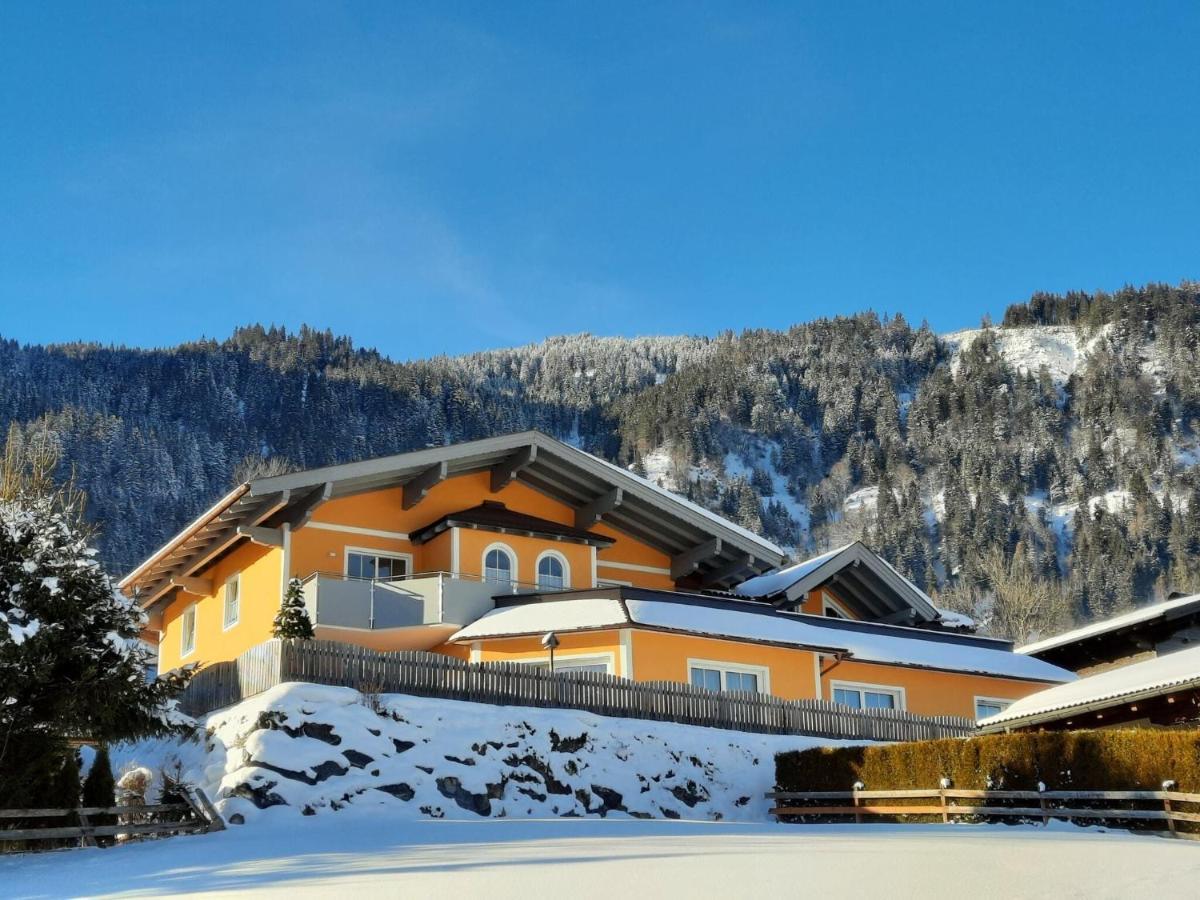 Luxurious Mansion In Goldegg Near Skiing Area Exterior foto